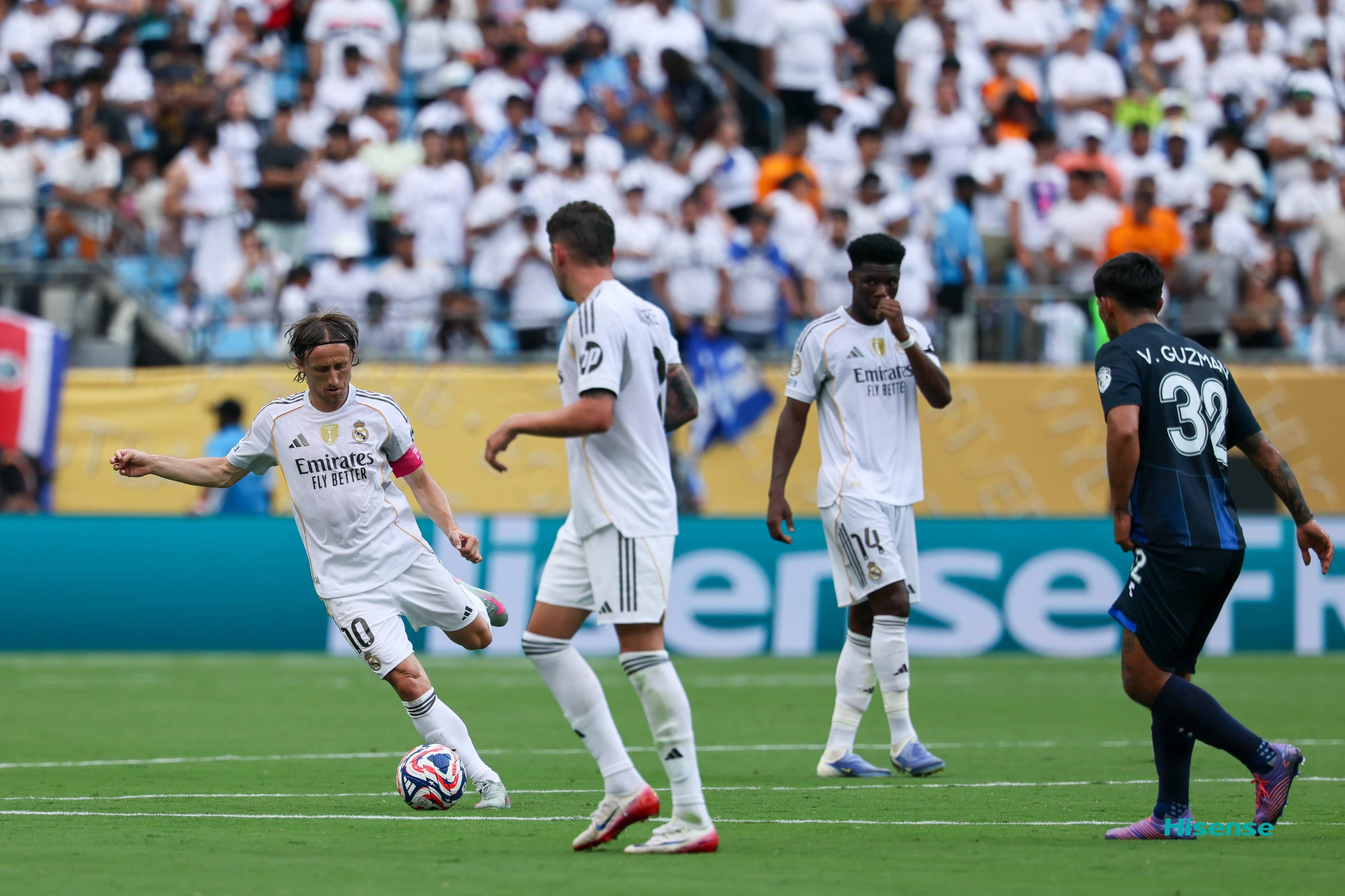 包含德国杯倒计时，拉齐奥加时末段豪取连胜，细节引发关注，引发热议，纪律约束更严格的词条