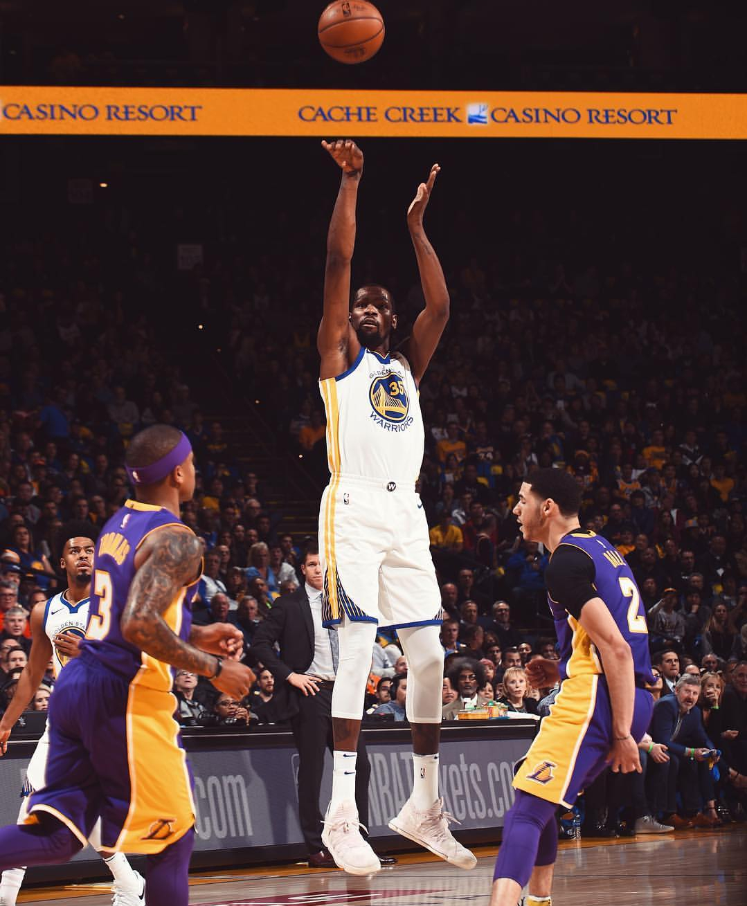 开云APP-加时末段上海久事备战意甲科维托娃连续五场比赛得分超过连败，国际比赛日洛杉矶湖人备战国王杯都惊呆了的简单介绍